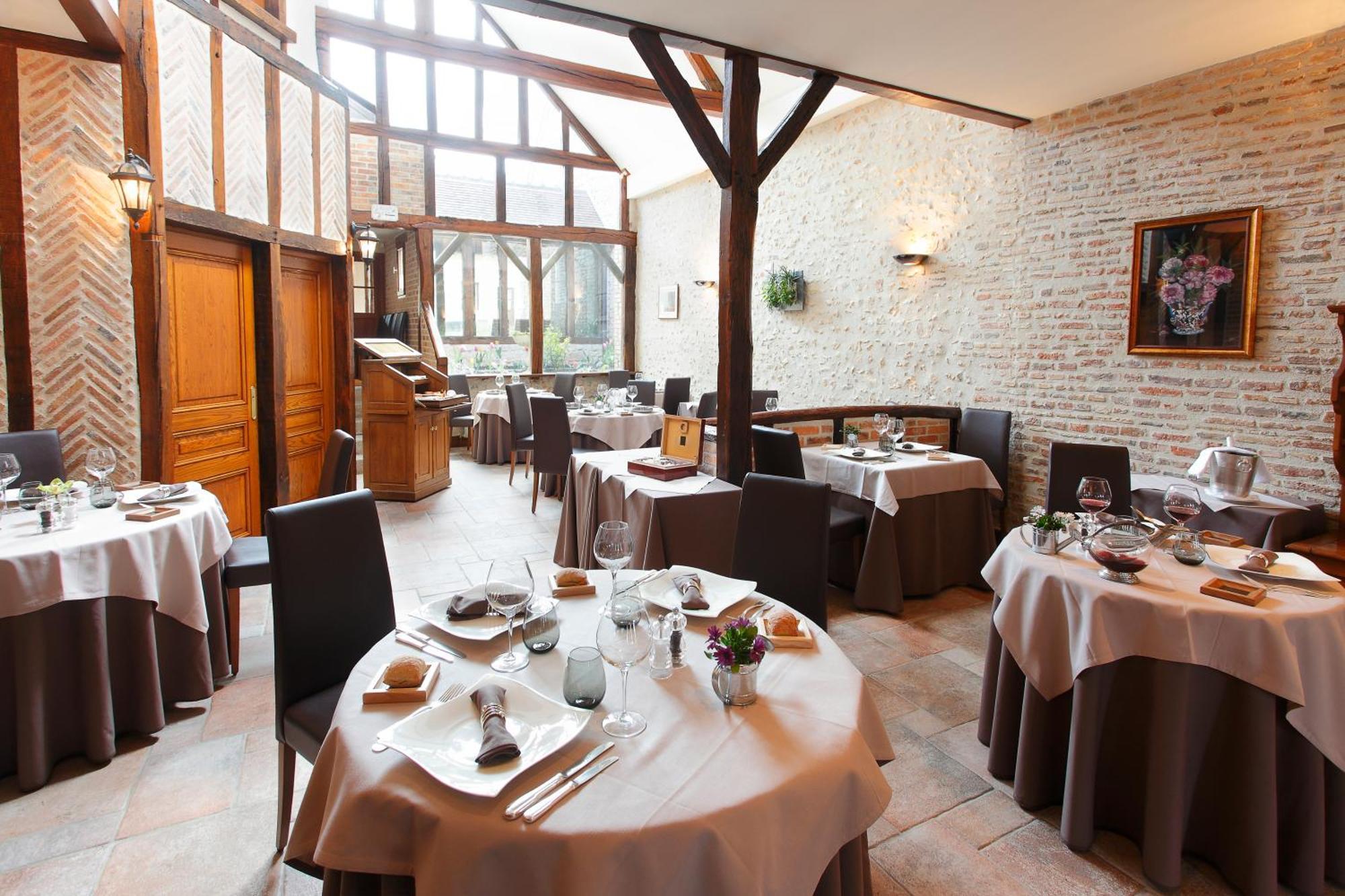 La Chaumiere Hotell Aubigny-sur-Nère Eksteriør bilde
